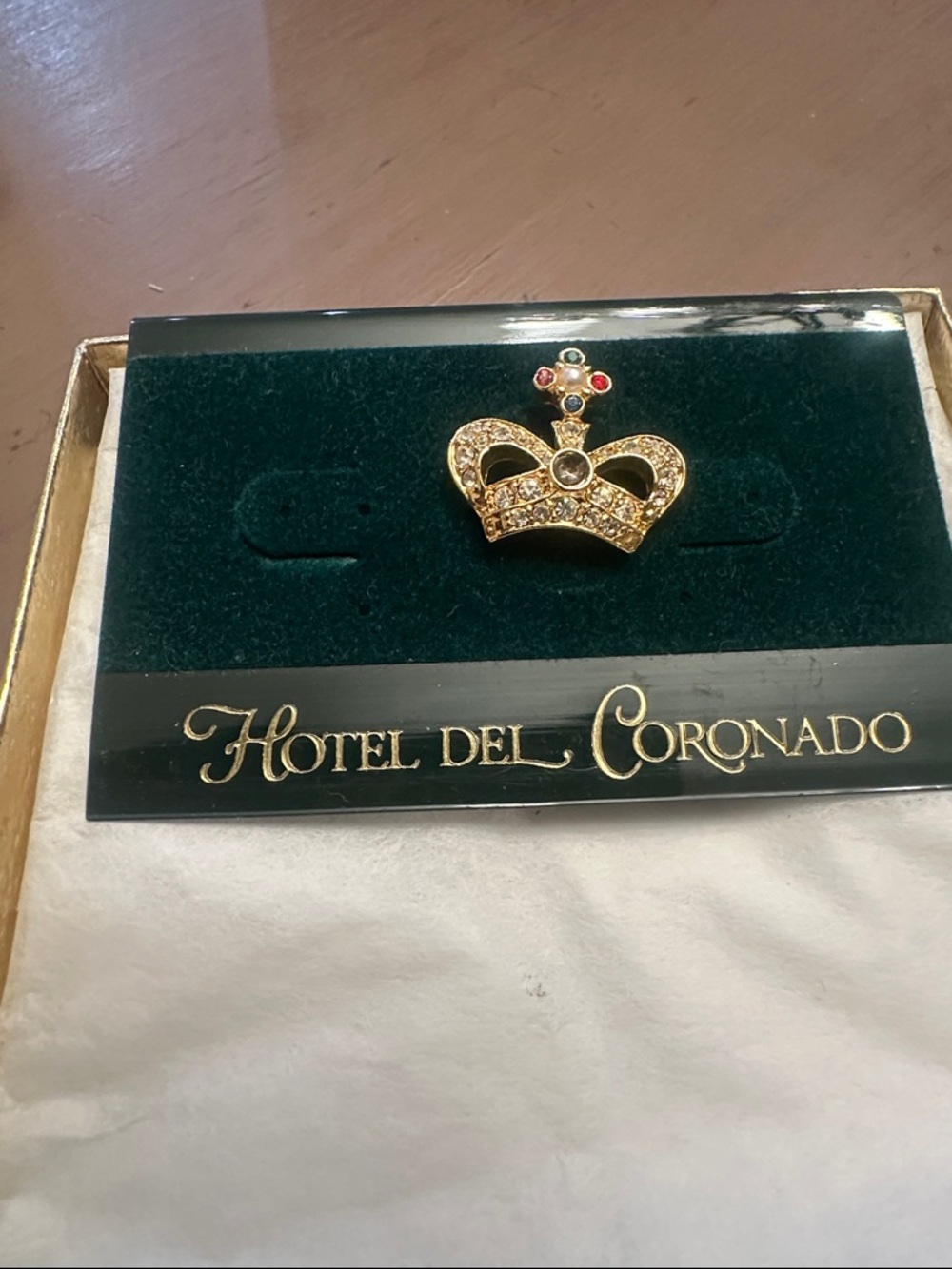 Hotel del Coronado Gold Crown tie tac with Red Accents